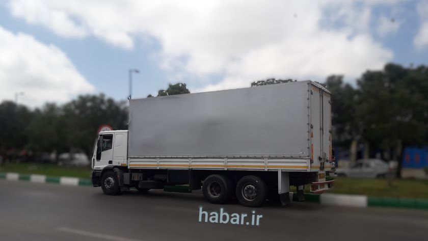کامیون بزرگ مسقف